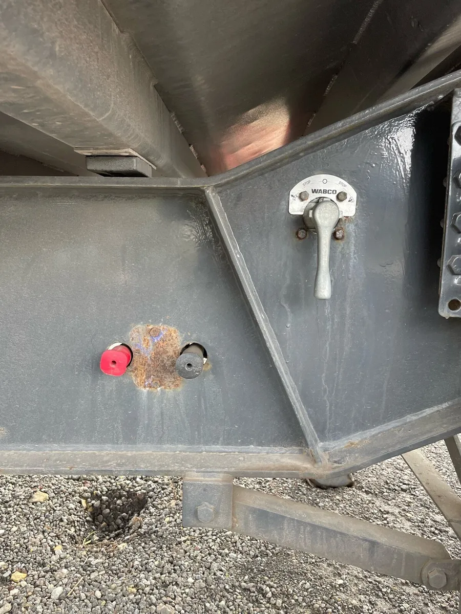 Bulk tipper - Image 3