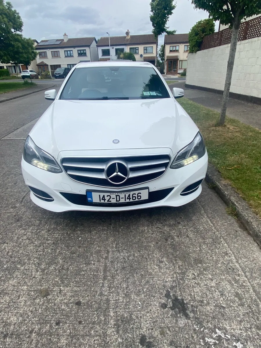 Mercedes E220 CDI - Image 1