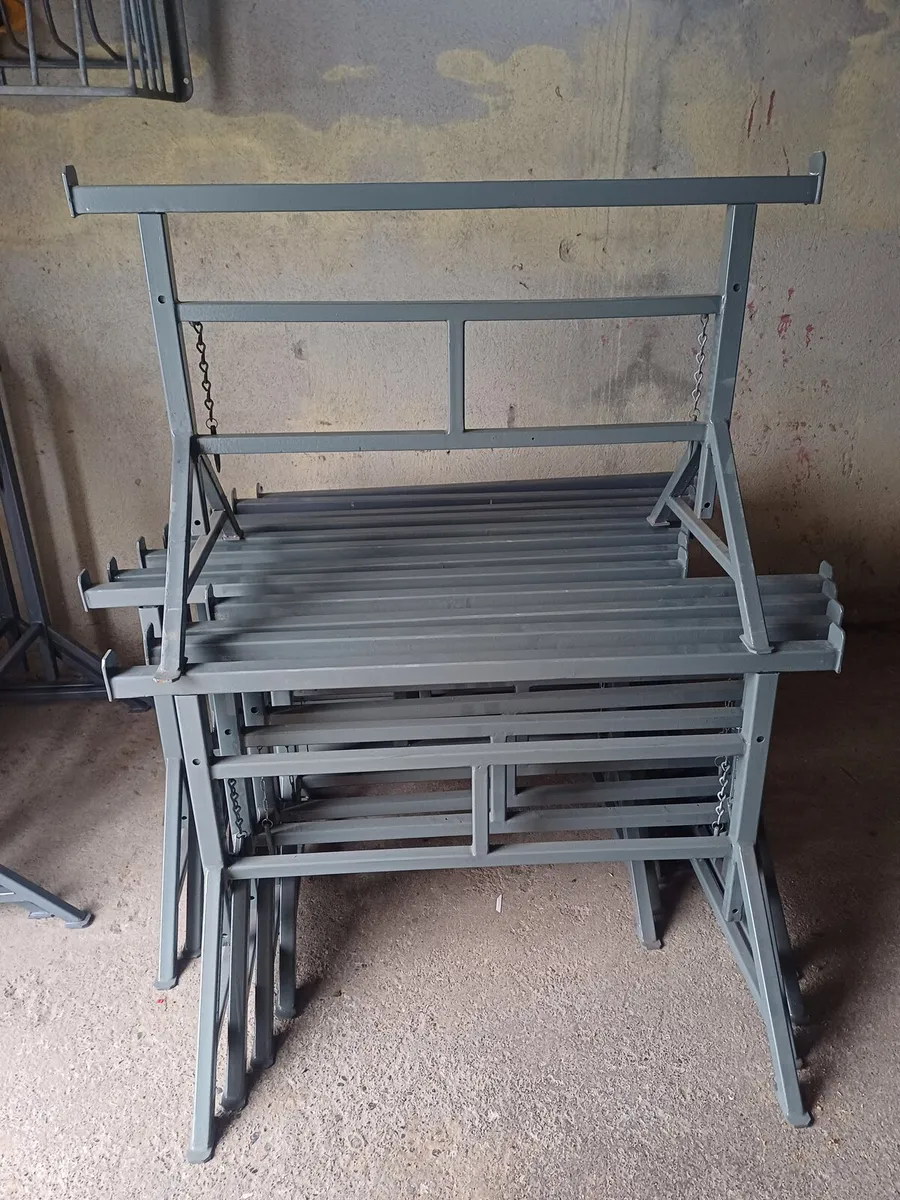 Band Stands for Scaffolding - Image 1