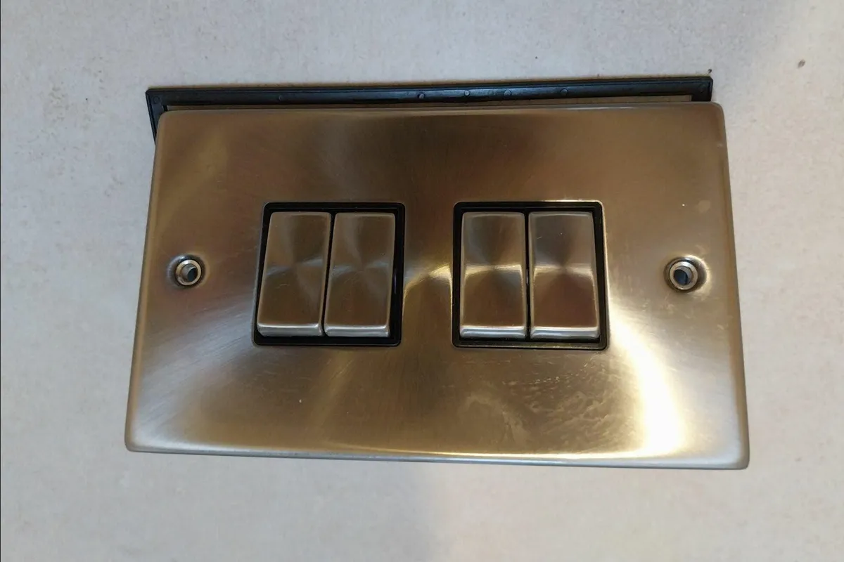 Lot of Electrical Sockets & Switches - Image 2