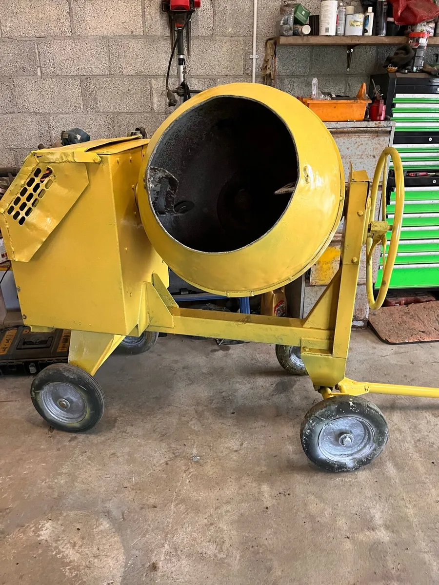 Winget 100 t cement mixer - Image 1