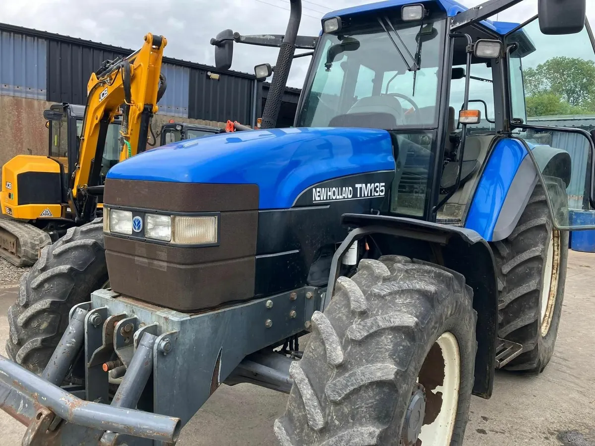 NEW HOLLAND Tractors - Image 3
