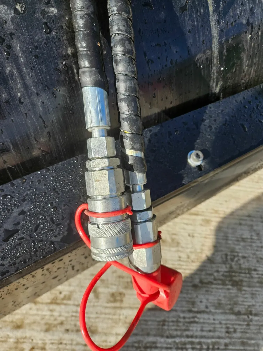Roller skid steer - Image 2