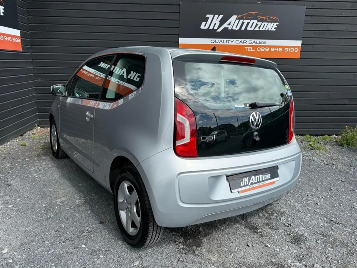 Volkswagen Up! 1.0 Move UP  Auto 3DR - Image 4