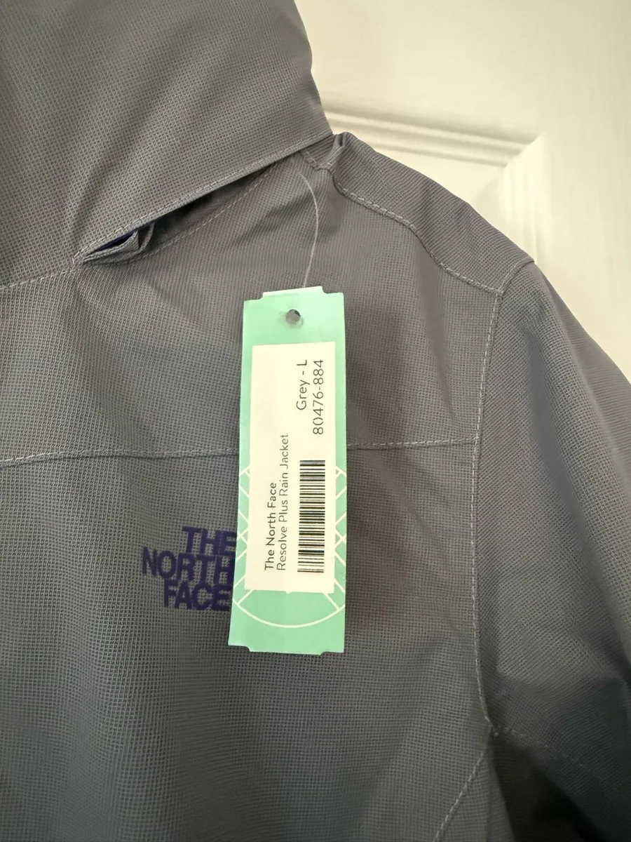 The North Face Resolve Plus Waterproof Jacket NEW - Image 4
