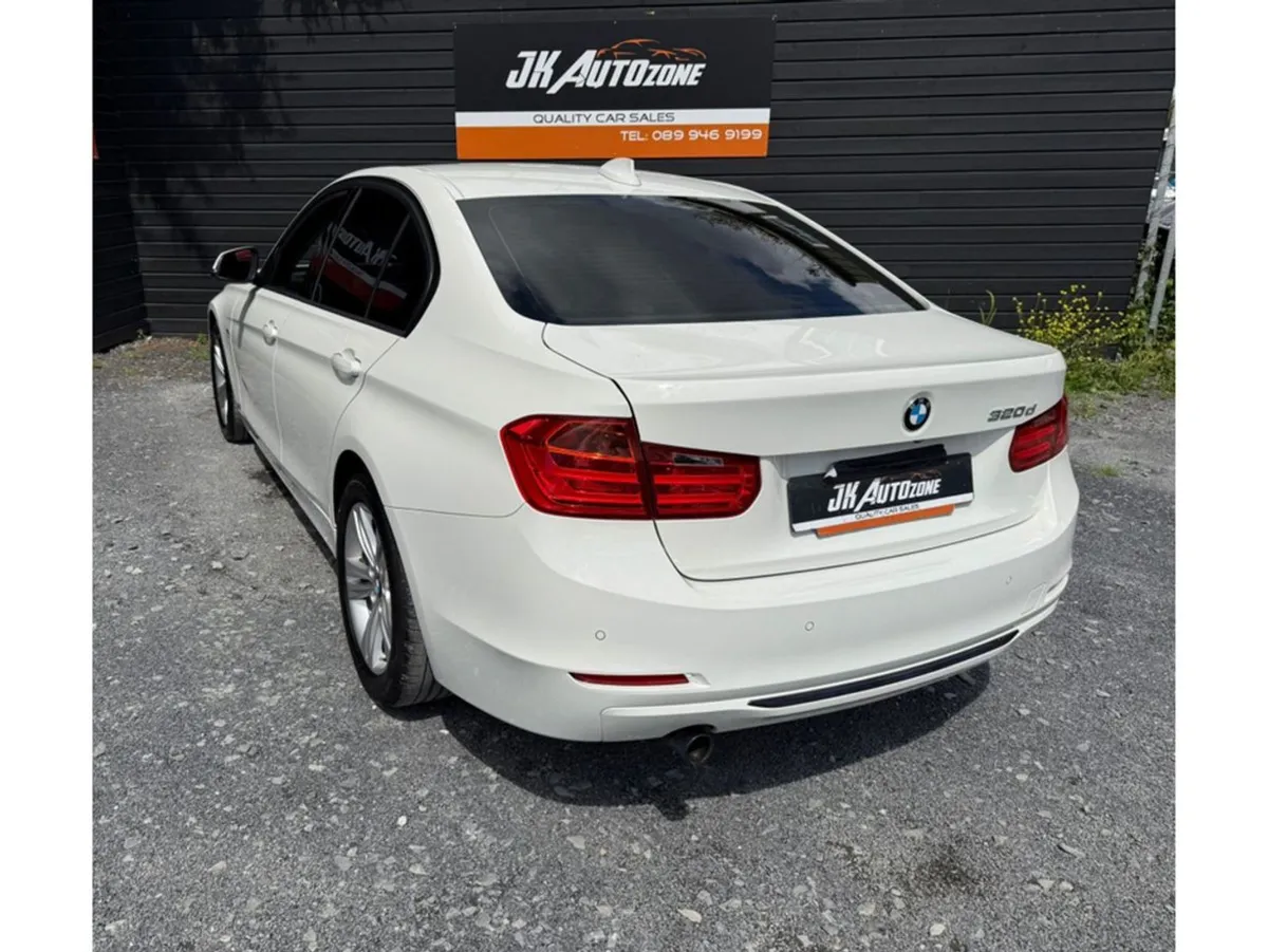 BMW 3 Series 2.0d Sport Auto - Image 2