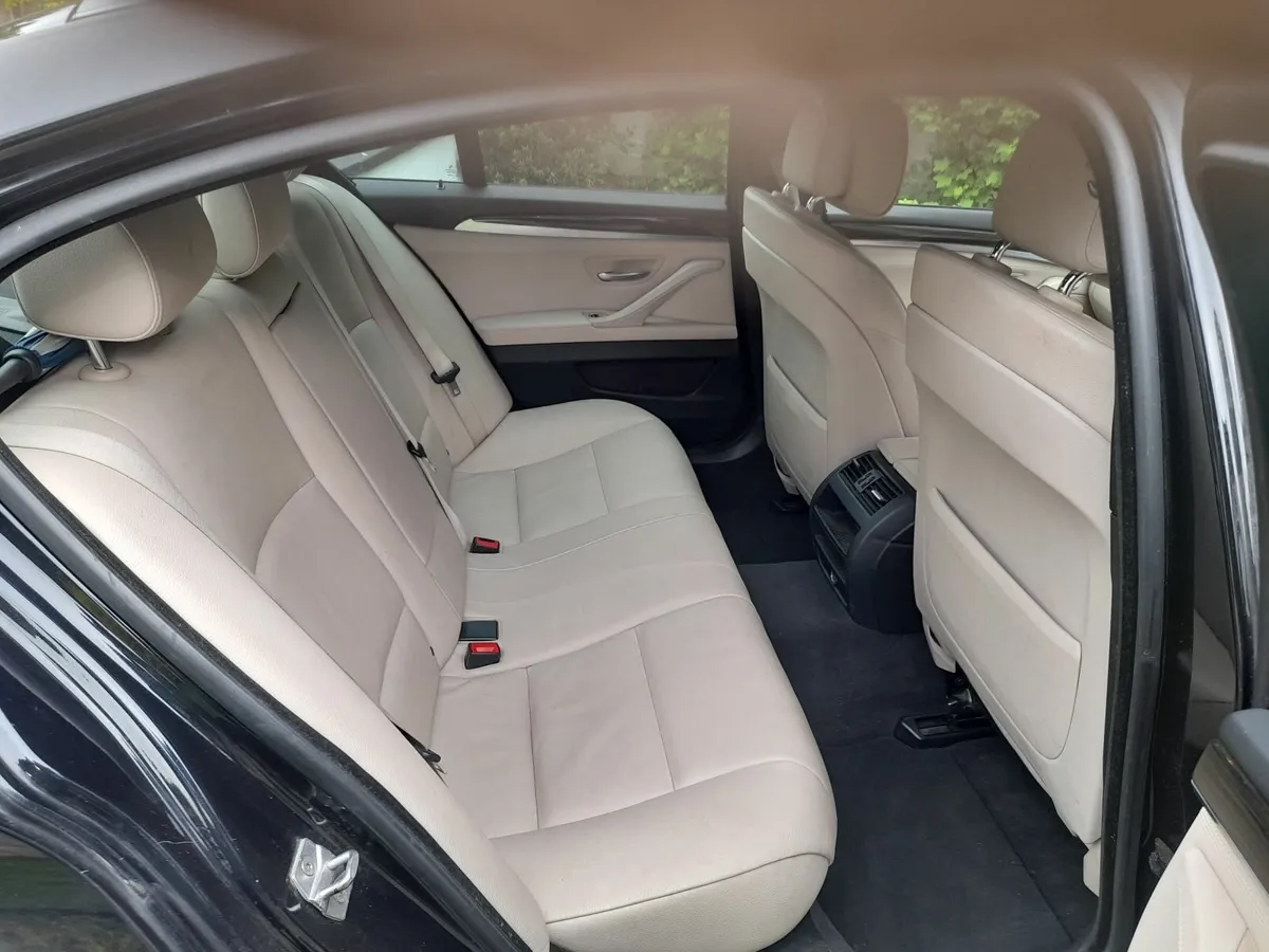 BMW 5-Series 2013 - Image 4