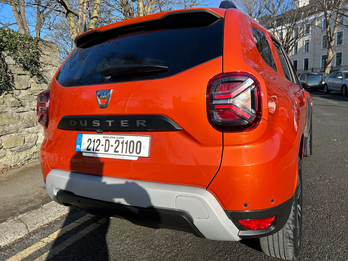 2021 DAICA DUSTER PRESTIGE PARKING CAMERA - Image 4