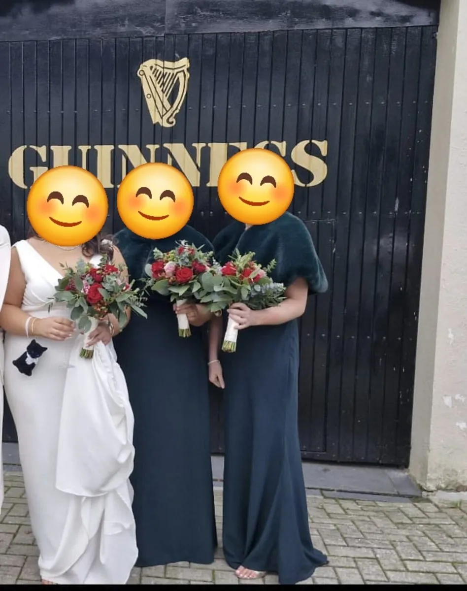 Wedding Dress, 2 Bridesmaid Dress, 4 Flower Girl - Image 1