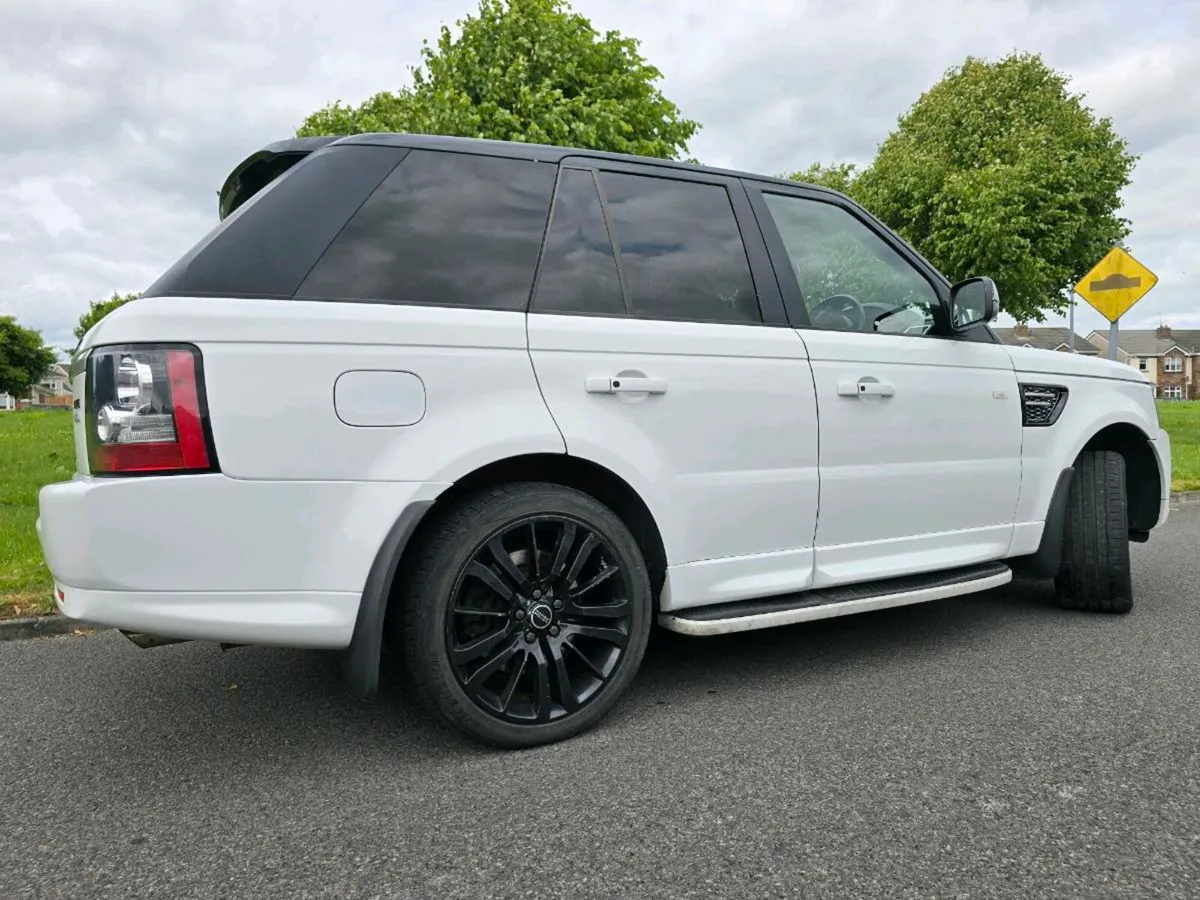 Range Rover HSE V6 3.0 256BHP €5,000 NO OFFERS - Image 3