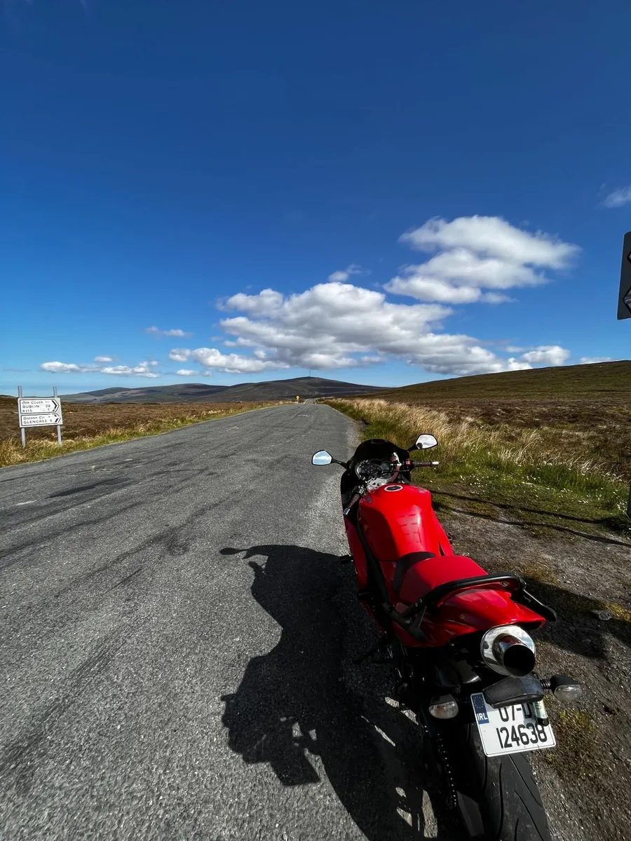 2007 Triumph Sprint ST 1050 - Image 2