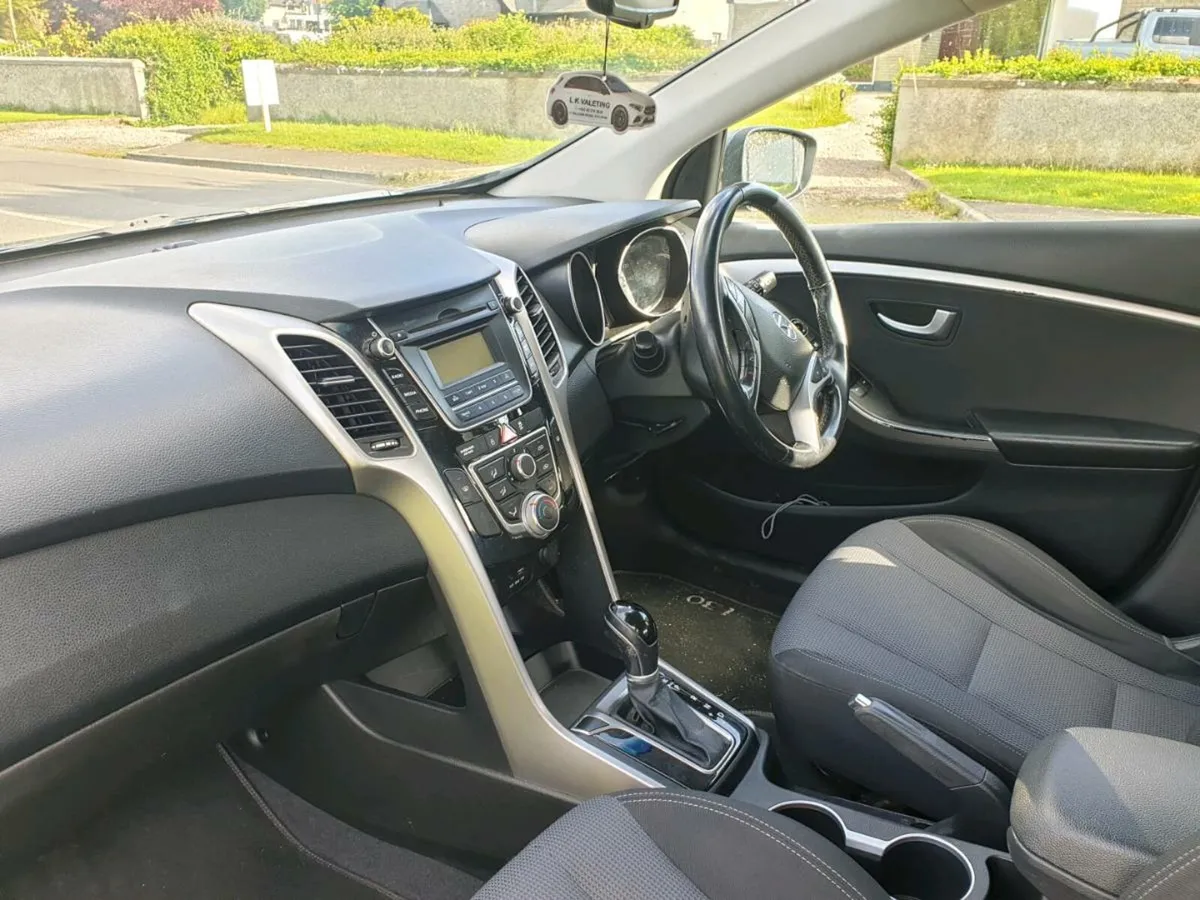 Hyundai i30 1.6 Automatic 2016 - Image 2