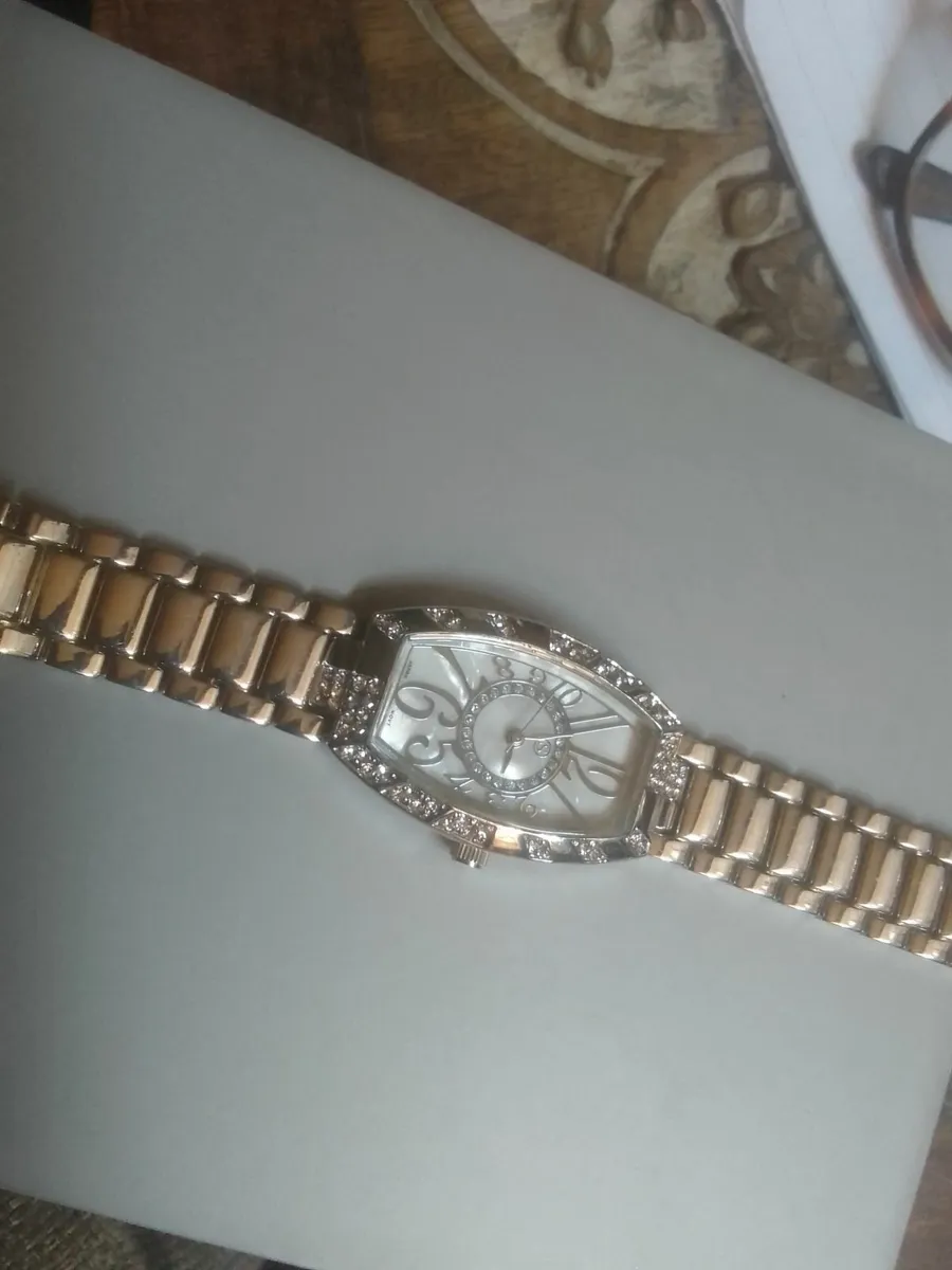 STRADA STAINLESS STEEL LADIES WATCH NEW - Image 2