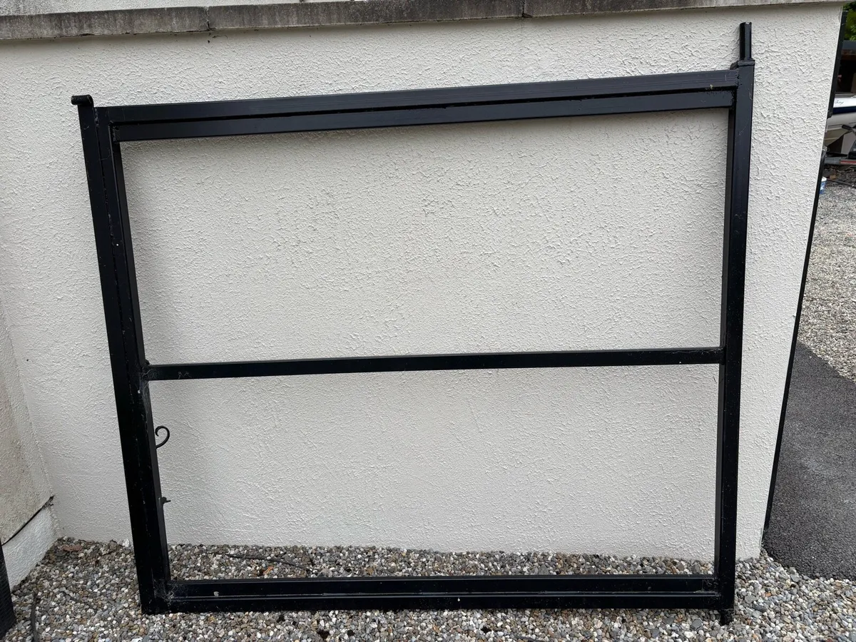 gates - Image 2