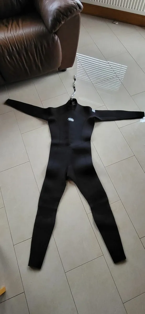 Wetsuit - Image 1