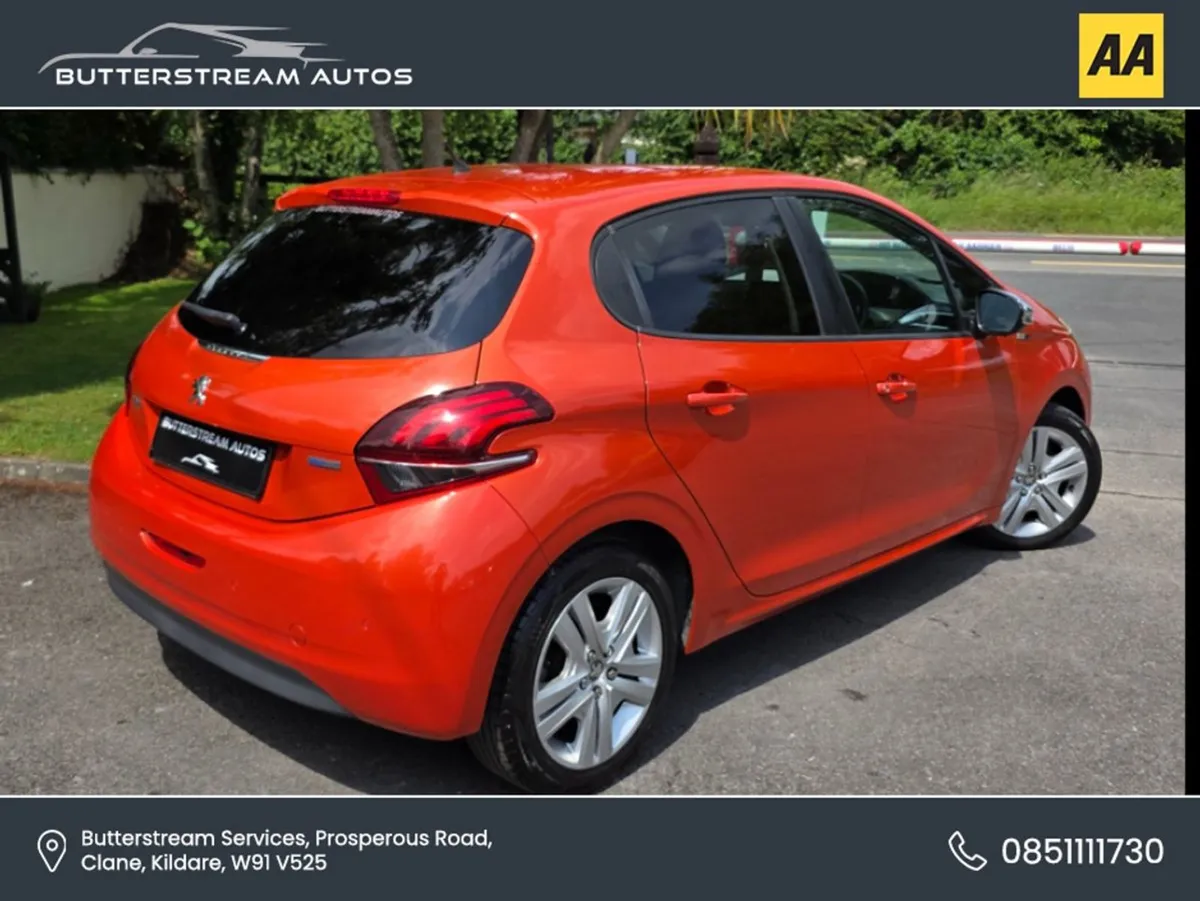 Peugeot 208 1.2 Auto Style Model FSH - Image 2