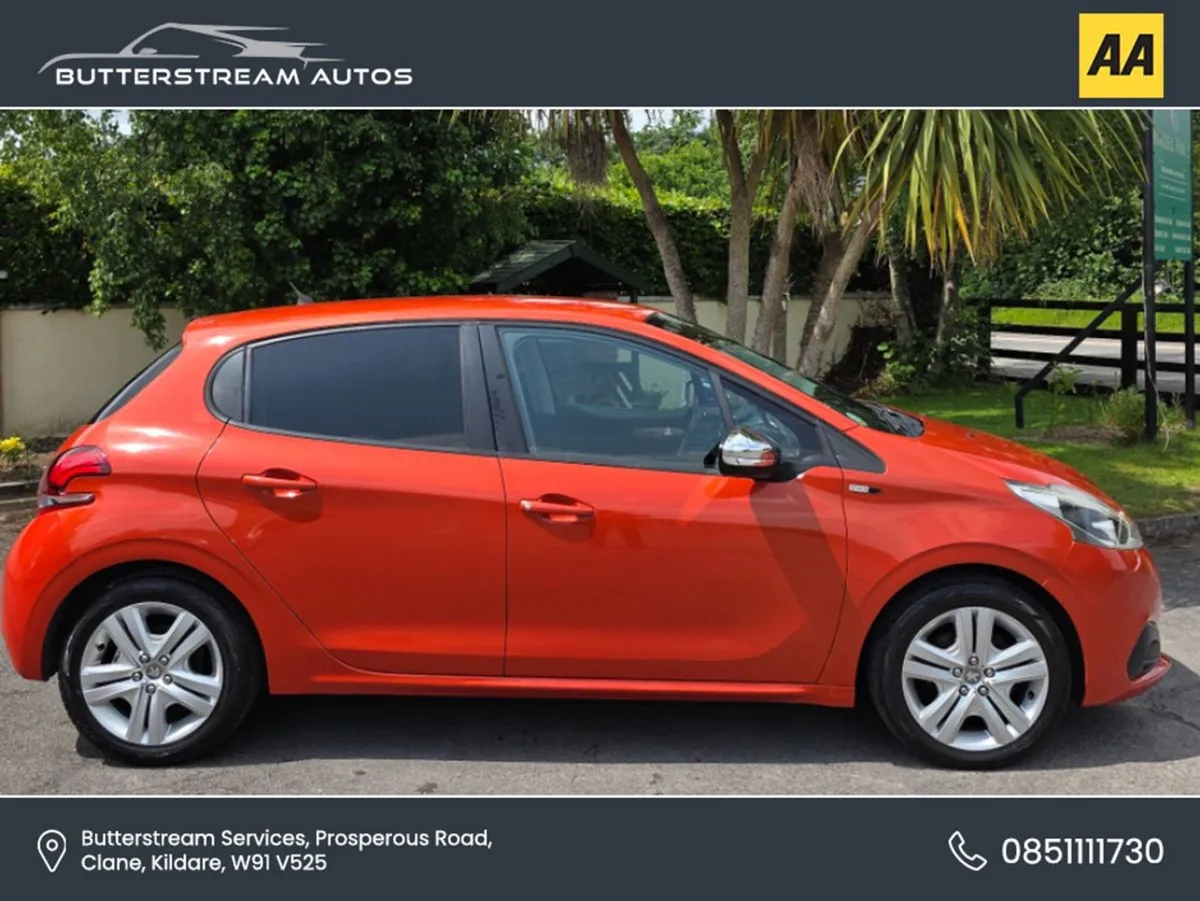 Peugeot 208 1.2 Auto Style Model FSH - Image 3