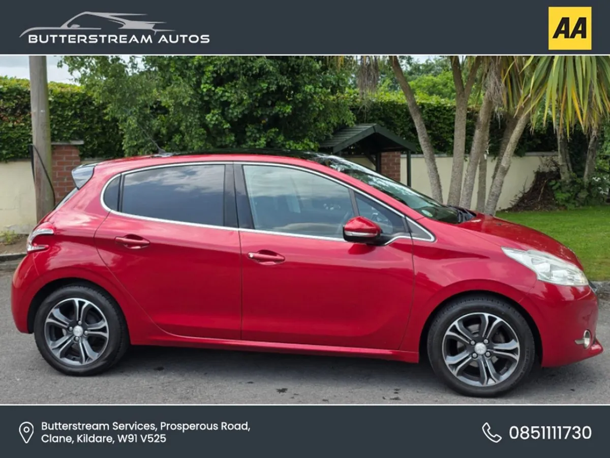 Peugeot 208 1.2 Auto Allure Panroof FSH - Image 3