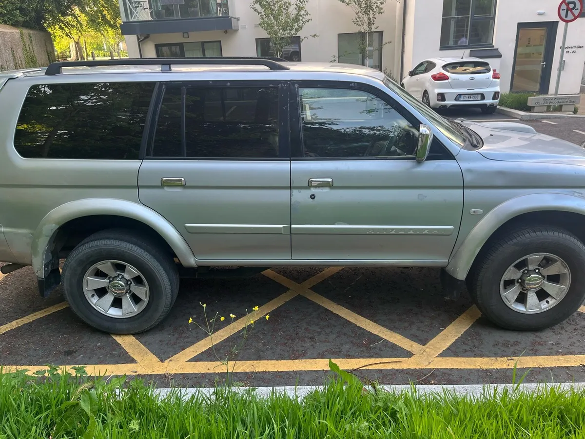 2006 Mitsubishi Pajero Sport 2.5l - Image 3