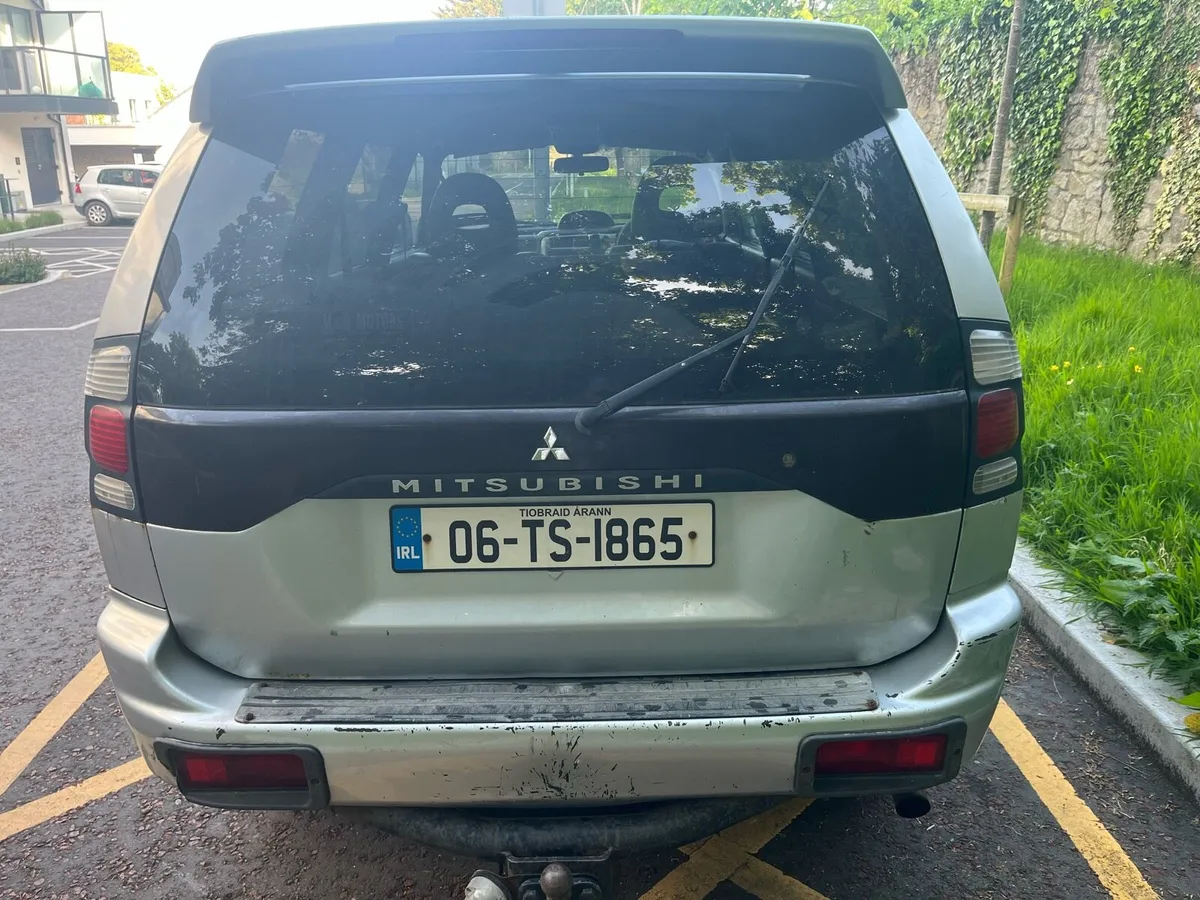 2006 Mitsubishi Pajero Sport 2.5l - Image 4