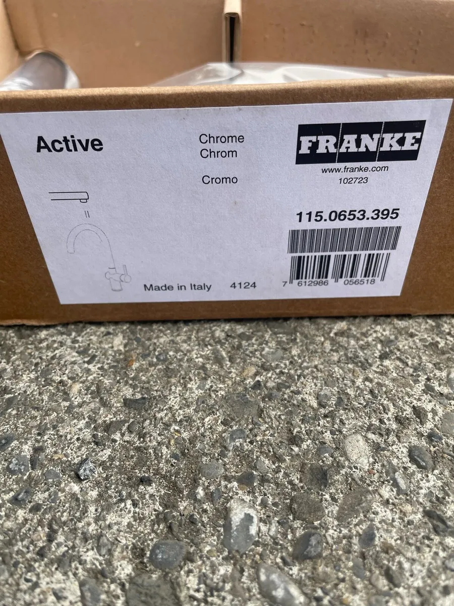 Frank active J kitchen tap - Image 4