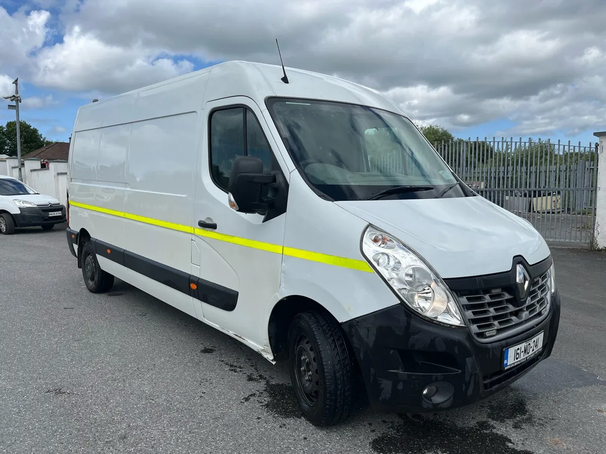 161 Renault master tax & tested - Image 1