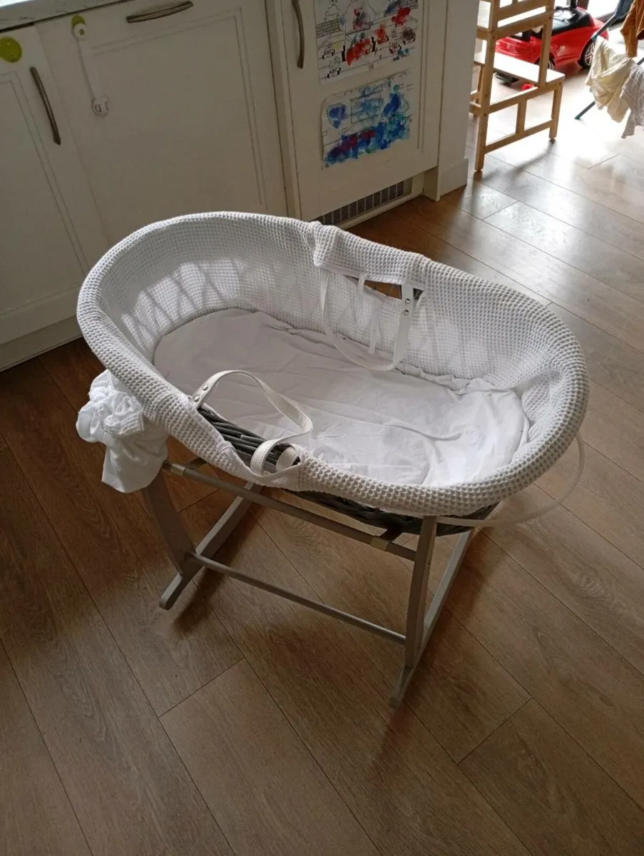 Moses basket - Image 2