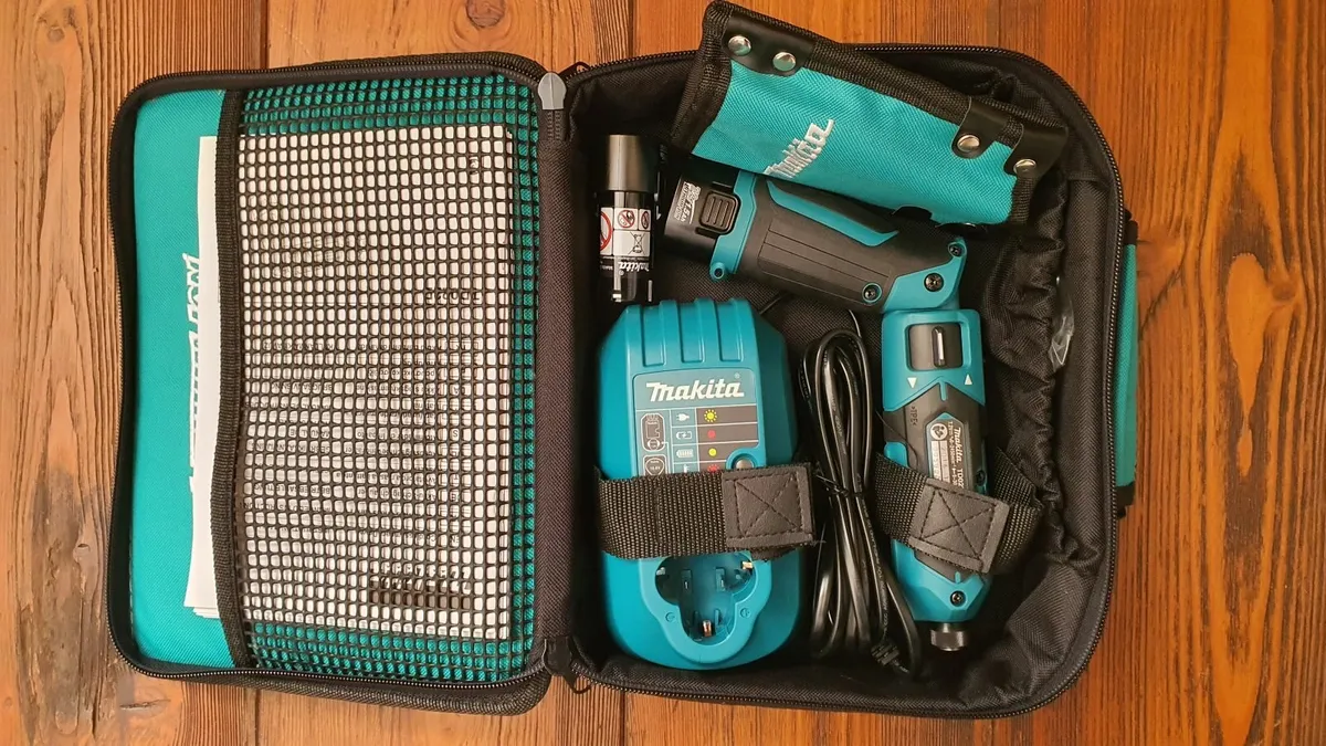 Cordless Makita Impact Driver kit - Image 2