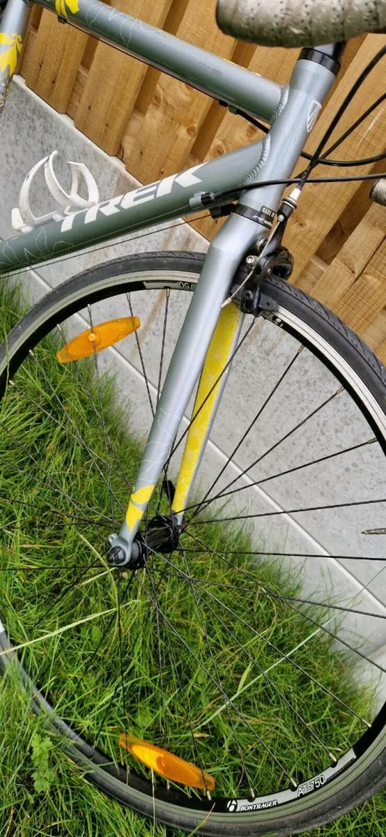 Trek Lexa road bike (serviced)(delivery) - Image 3