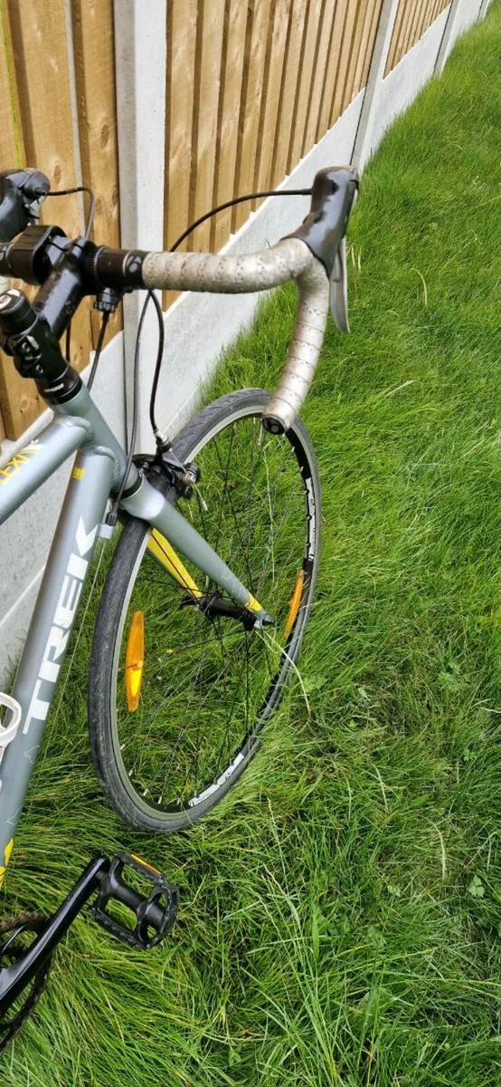 Trek Lexa road bike (serviced)(delivery) - Image 4