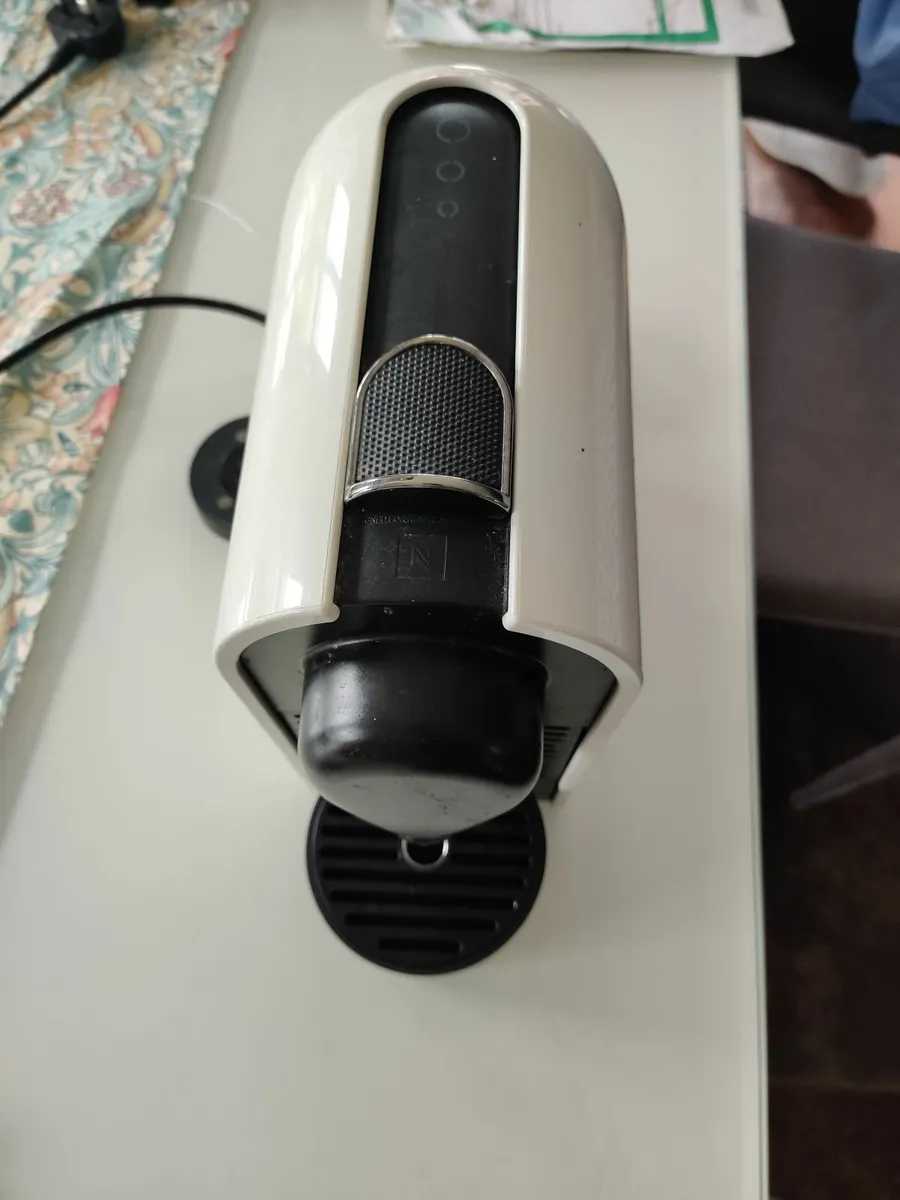 Nespresso Krups Coffee Machine (For Repair/Parts) - Image 2