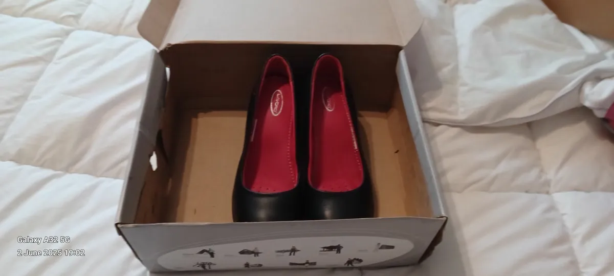 Lavoro Ladies Safety shoes. - Image 3