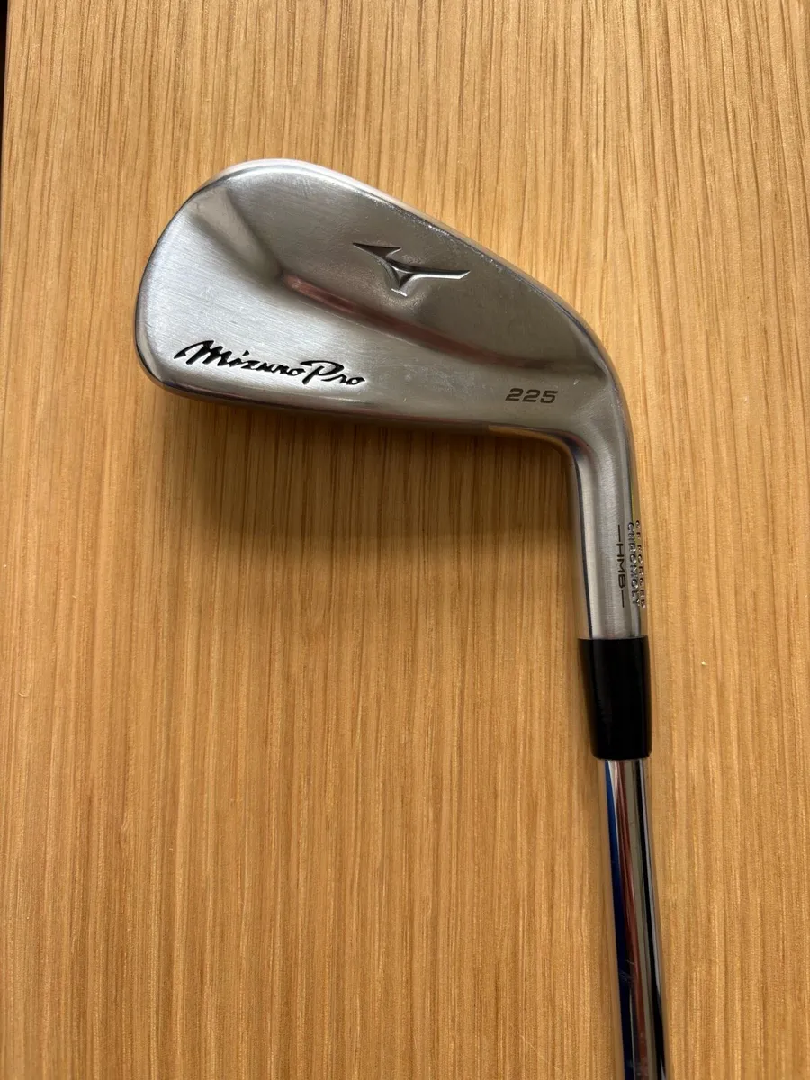 Mizuno Driving Iron - Image 1