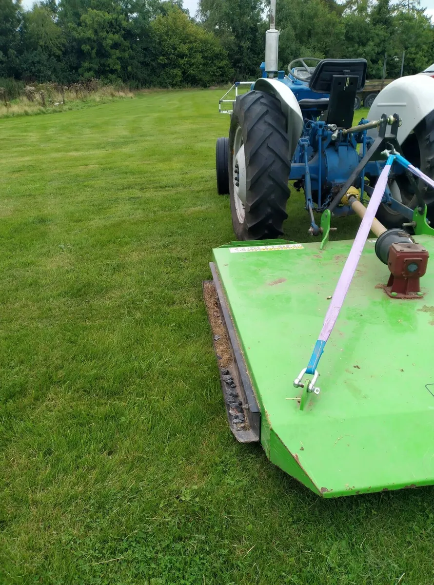 Ford 3000 tractor - Image 3
