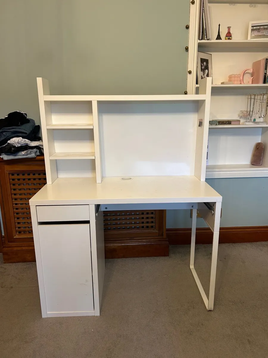 IKEA desk - Image 1