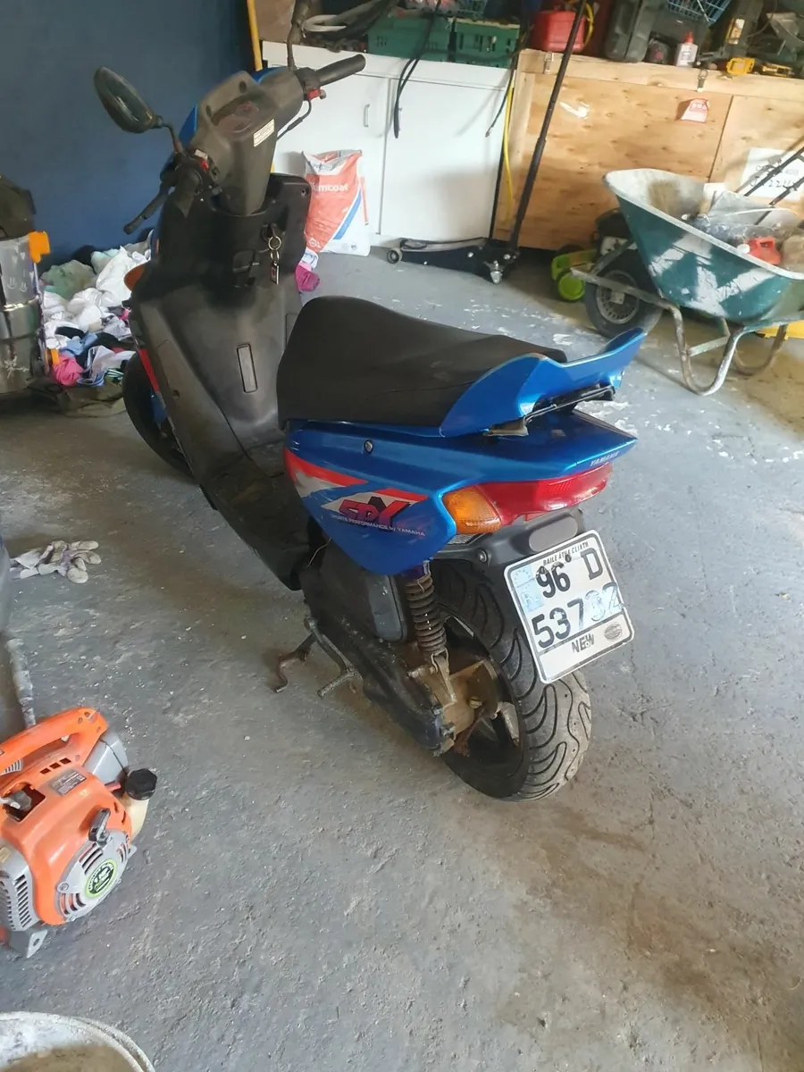 YAMAHA spy 1996 classic moped - Image 2