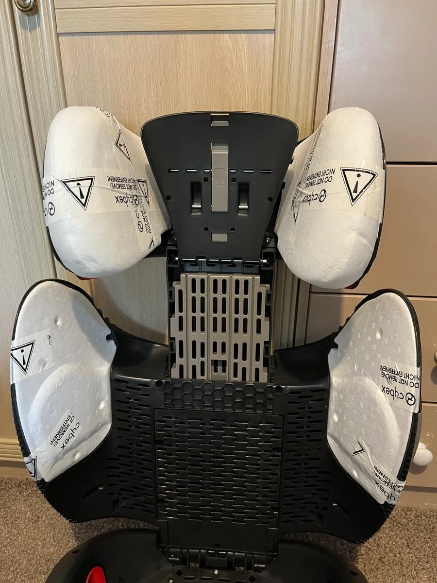 Child car seat - Image 3