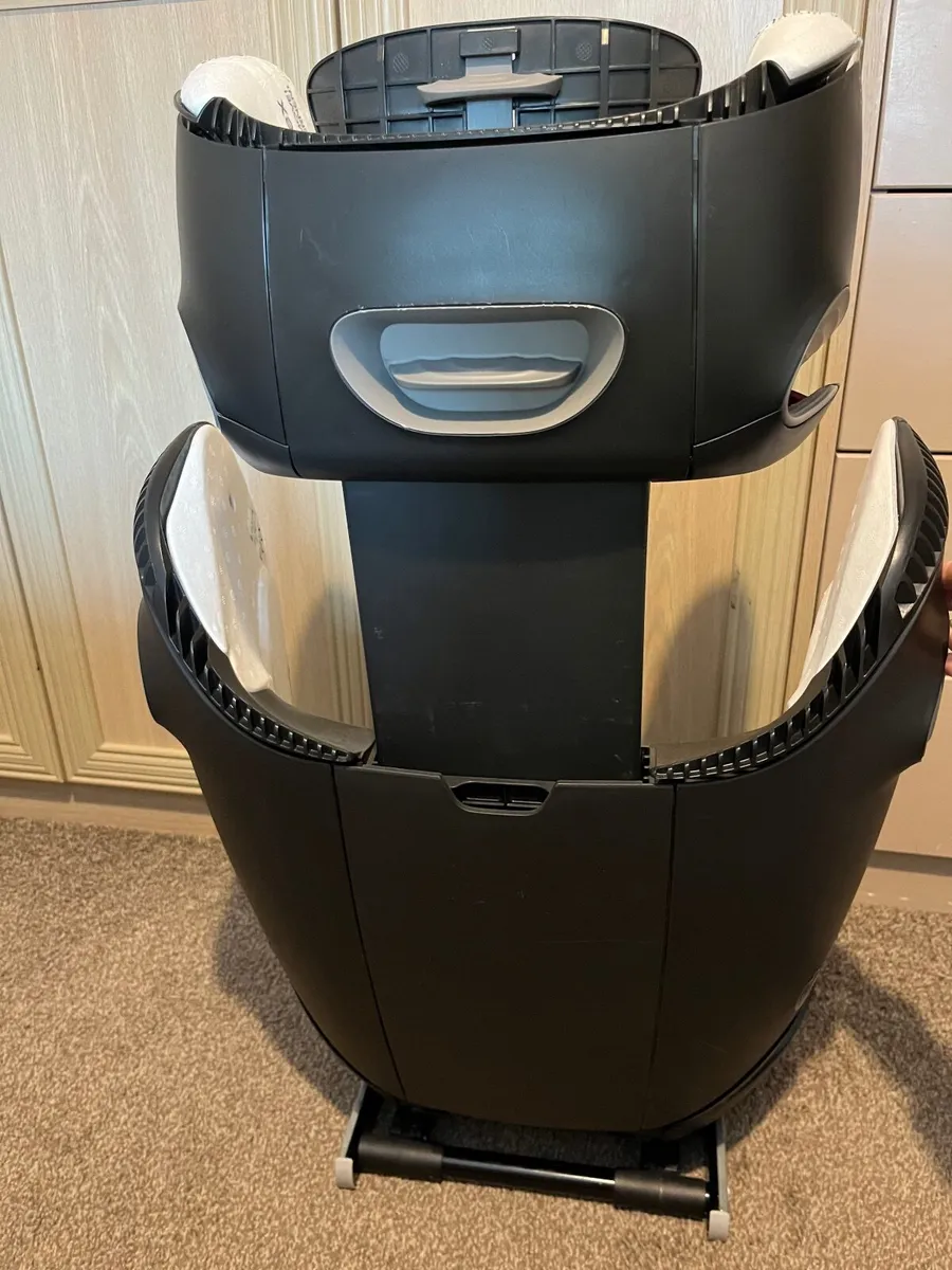Child car seat - Image 4