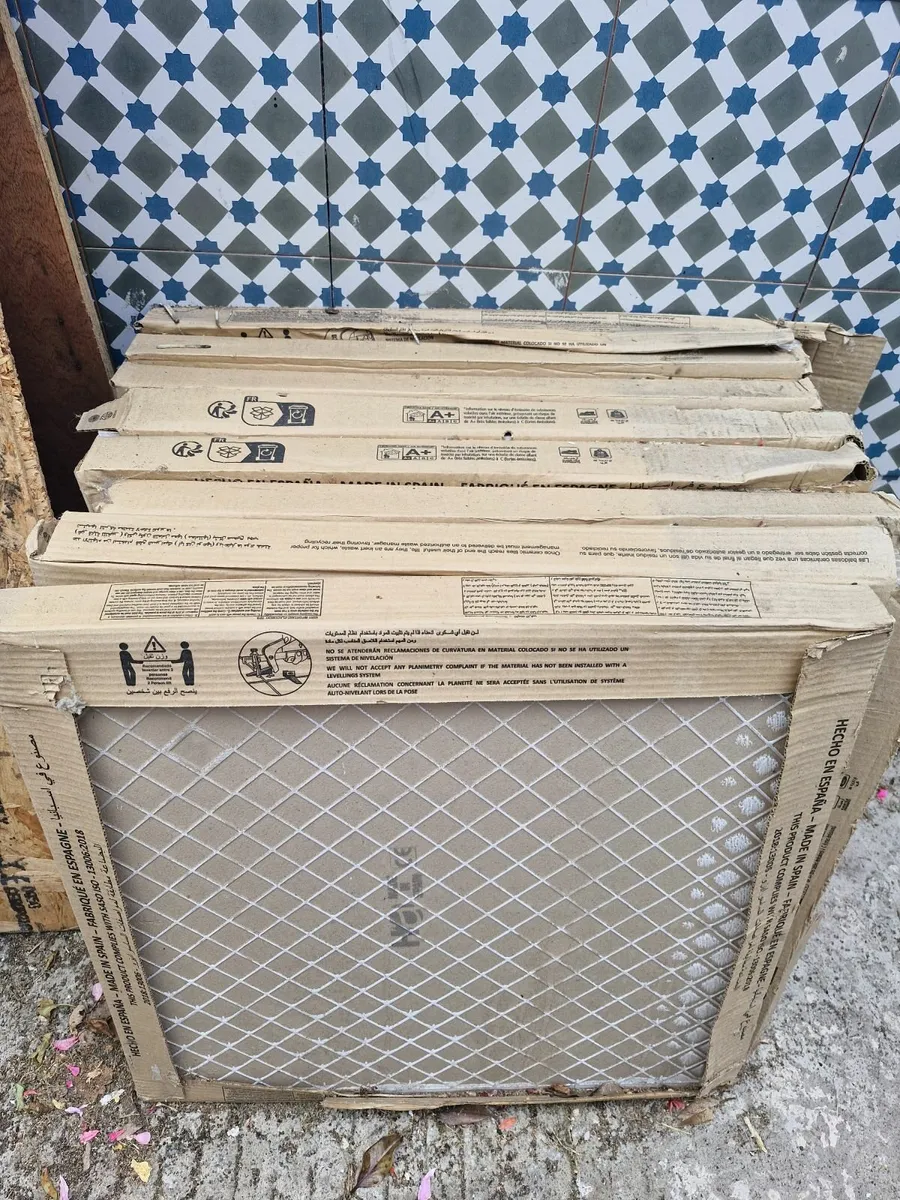 Ceramic tiles - Image 4