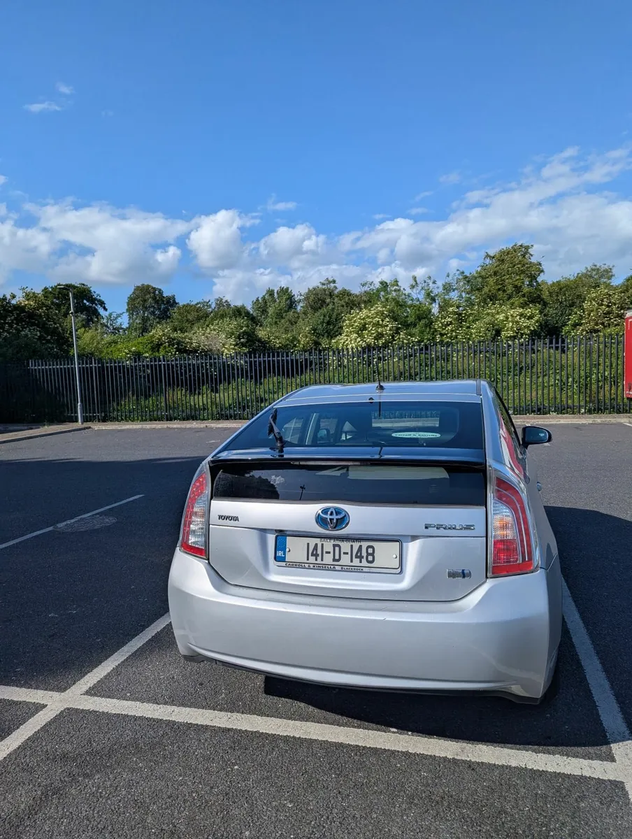 Toyota Prius 2014 - Image 4