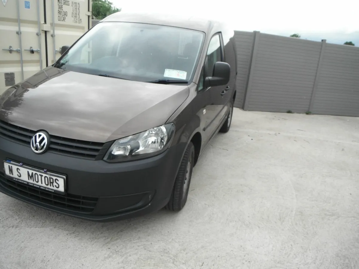 Volkswagen Caddy 2014 - Image 2
