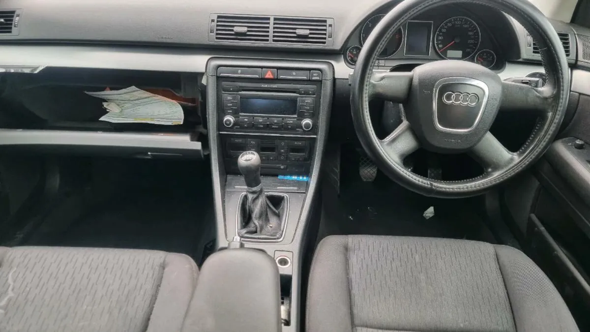 Audi A4 - Image 2