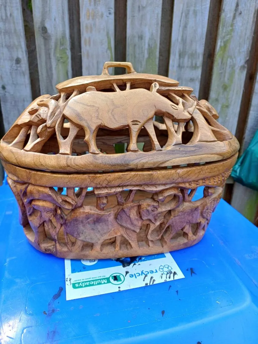 Vintage Handcarved Fruit Basket - Image 3