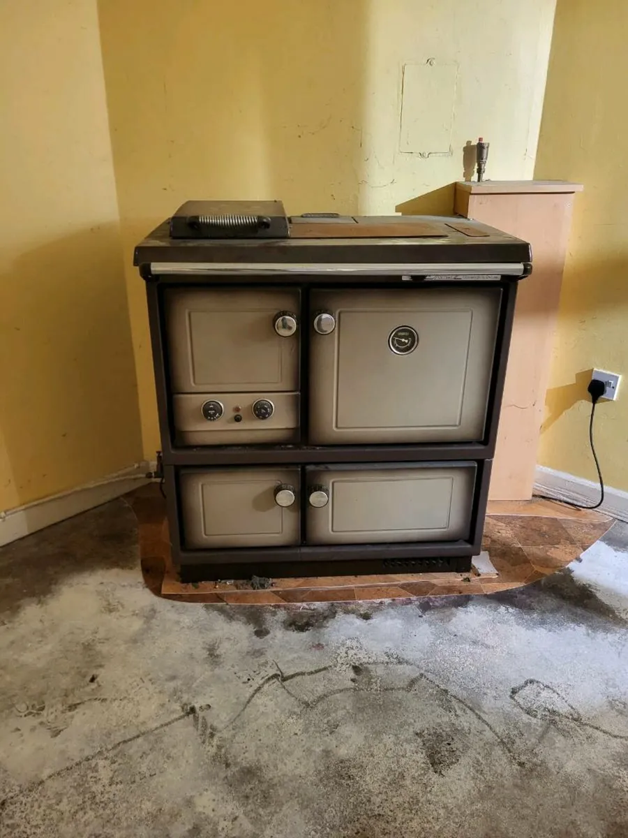 Stanley comeragh 50 oil fired cooker - Image 1