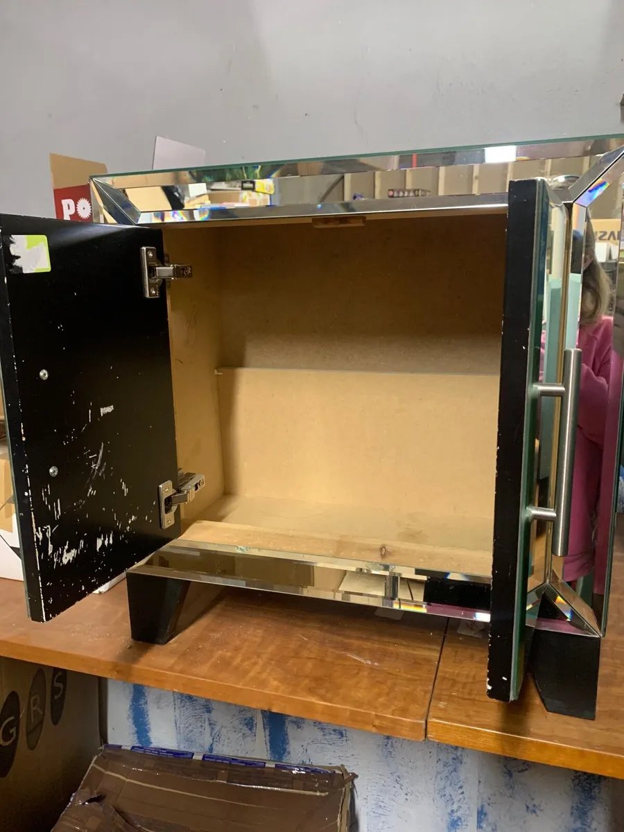Jewellery Cabinet - Image 2