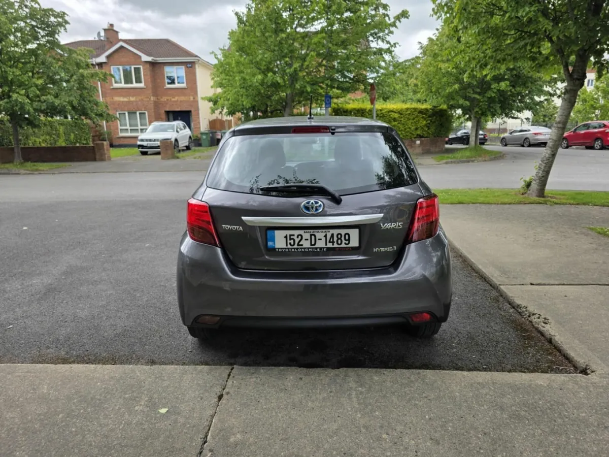 Toyota Yaris 2015, Hybrid, Low Mileage.IRISH CAR - Image 4