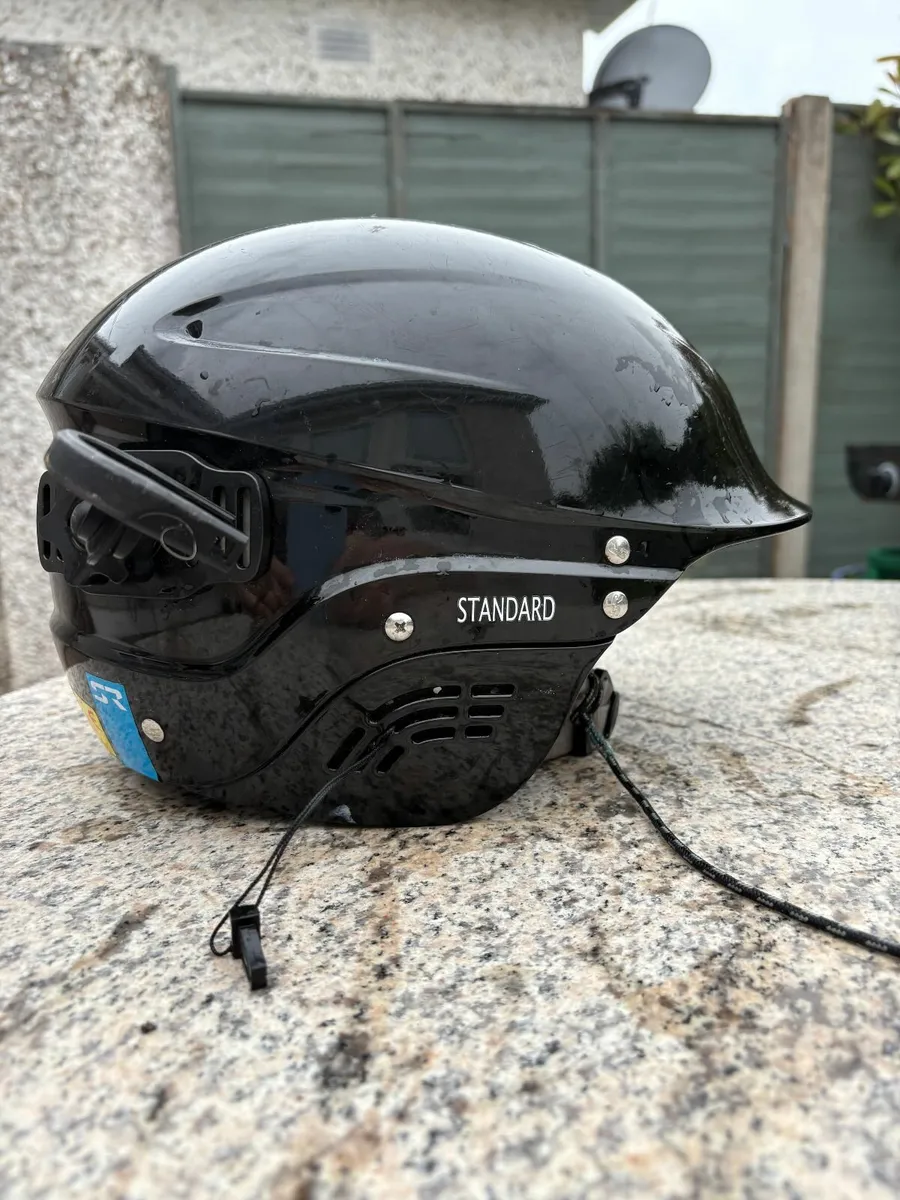 Kayak helmet - Image 1