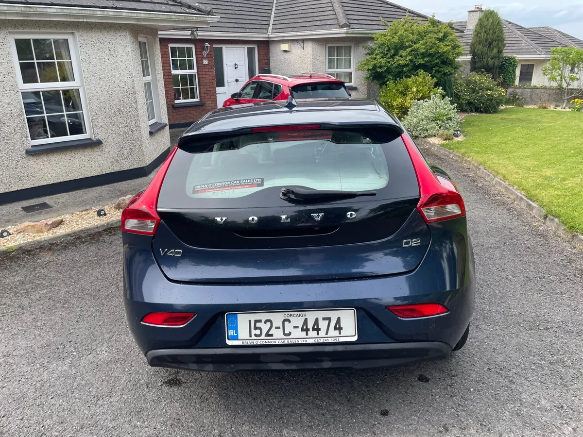 Volvo V40 2015 - Image 4