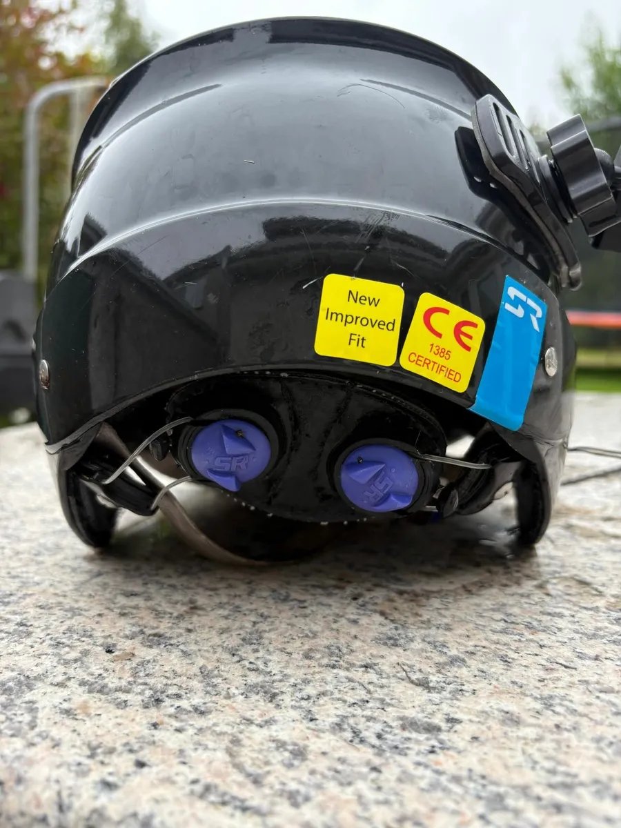 Kayak helmet - Image 4