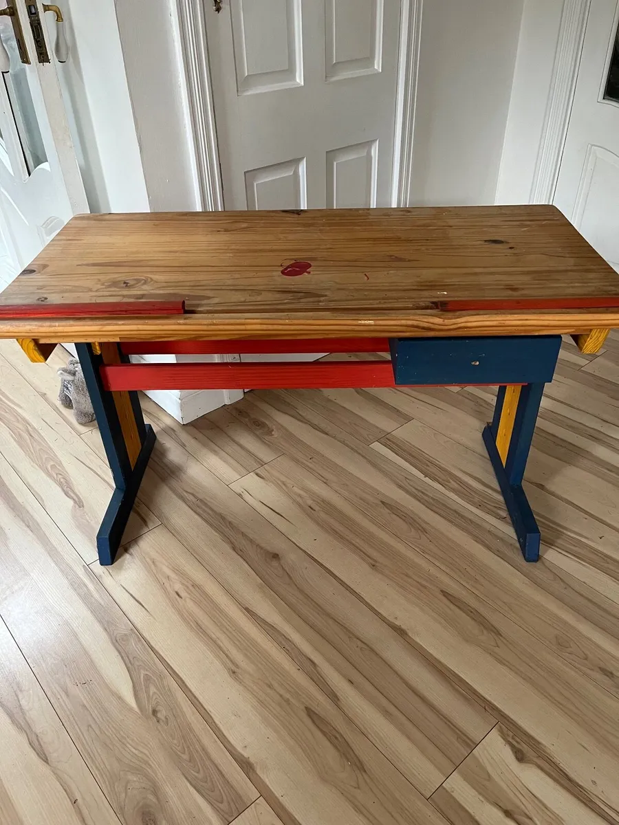 Desk - Image 2